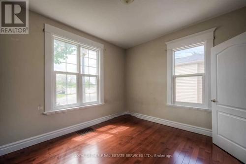 221 Grand River Avenue, Brantford, ON - Indoor Photo Showing Other Room