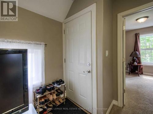 221 Grand River Avenue, Brantford, ON - Indoor Photo Showing Other Room