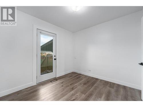 2128 Young Avenue, Kamloops, BC - Indoor Photo Showing Other Room