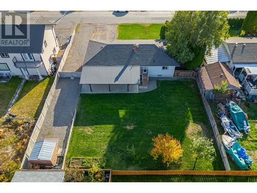 2128 Young Avenue, Kamloops, BC - Outdoor