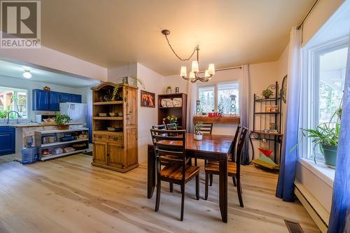 9063 Doyle Road, Kamloops, BC - Indoor Photo Showing Dining Room