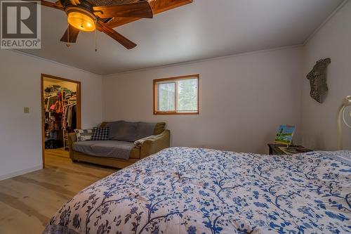 9063 Doyle Road, Kamloops, BC - Indoor Photo Showing Bedroom