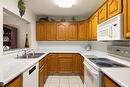 418-1329 Klo Road, Kelowna, BC  - Indoor Photo Showing Kitchen With Double Sink 