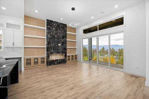 544 Hawes Court, Kelowna, BC - Indoor