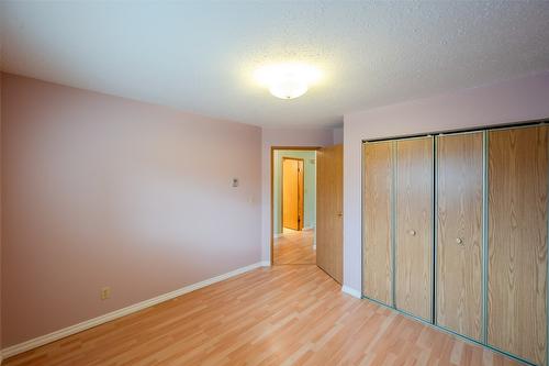 106-1860 Atkinson Street, Penticton, BC - Indoor Photo Showing Other Room