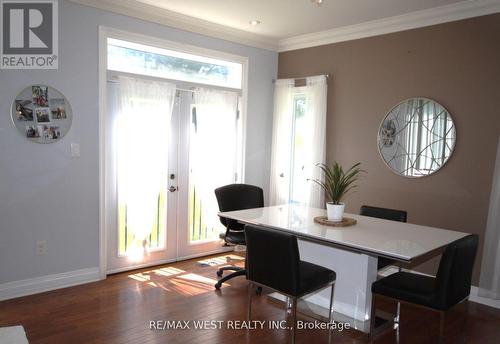 3276 Turnbull Drive, Severn, ON - Indoor Photo Showing Dining Room