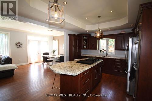 3276 Turnbull Drive, Severn, ON - Indoor Photo Showing Kitchen