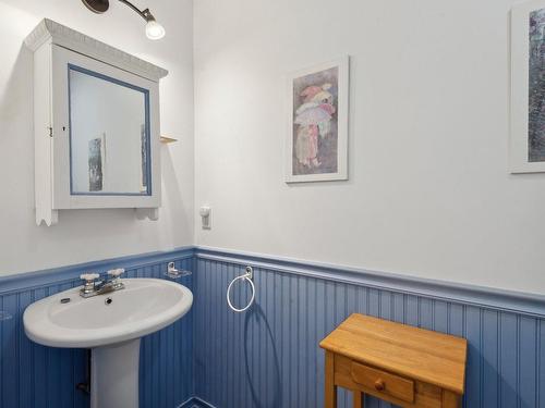 Powder room - 1145 Av. Des Sapins, Stukely-Sud, QC - Indoor Photo Showing Bathroom