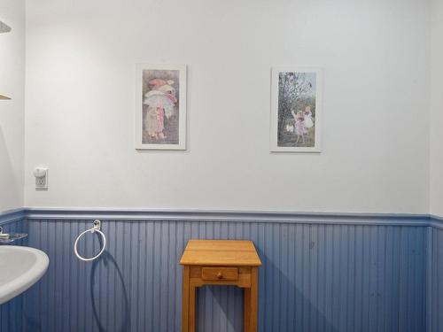 Powder room - 1145 Av. Des Sapins, Stukely-Sud, QC - Indoor Photo Showing Bathroom