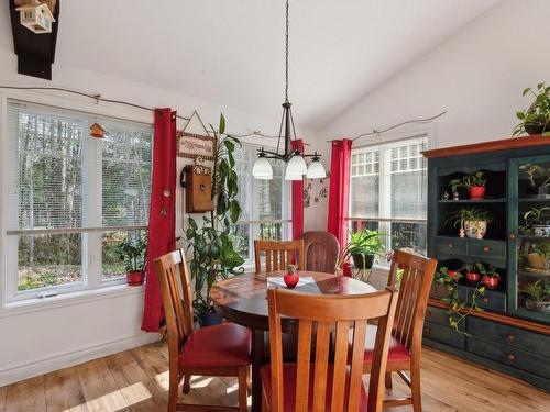 Dining room - 1145 Av. Des Sapins, Stukely-Sud, QC - Indoor Photo Showing Dining Room