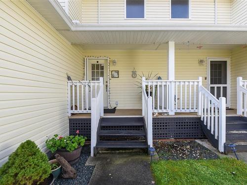 A-173 Archery Cres, Courtenay, BC - Outdoor With Deck Patio Veranda With Exterior