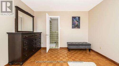 40 Minglehaze Drive, Toronto, ON - Indoor Photo Showing Other Room