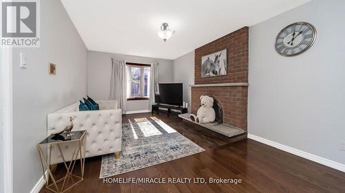 40 Minglehaze Drive, Toronto, ON - Indoor