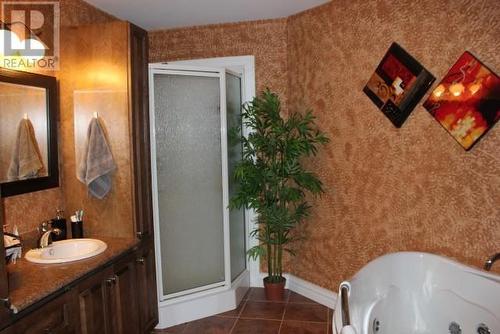 16 Main Street, Baie Verte, NL - Indoor Photo Showing Bathroom