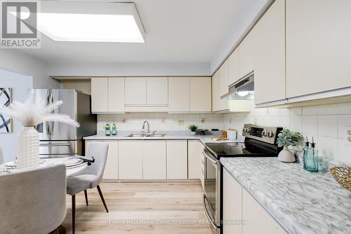 39 Artillery Street, Toronto, ON - Indoor Photo Showing Kitchen With Double Sink