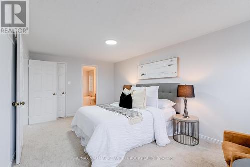 39 Artillery Street, Toronto, ON - Indoor Photo Showing Bedroom