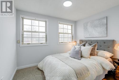 39 Artillery Street, Toronto, ON - Indoor Photo Showing Bedroom