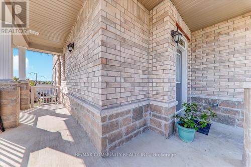 1 Weir Street, Bradford West Gwillimbury, ON - Outdoor With Exterior