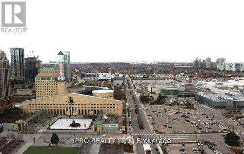 2128 - 3888 Duke Of York Boulevard, Mississauga, ON - Outdoor With View