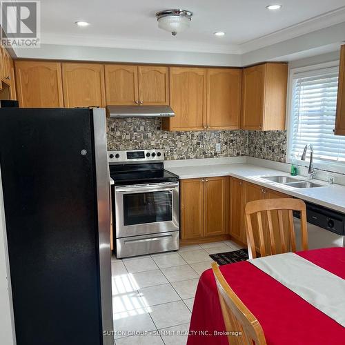 57 Trudelle Crescent, Brampton, ON - Indoor Photo Showing Kitchen With Double Sink