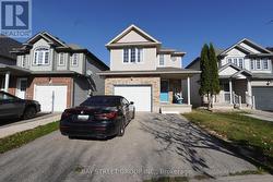 702 WILD GINGER AVENUE  Waterloo, ON N2V 2T6