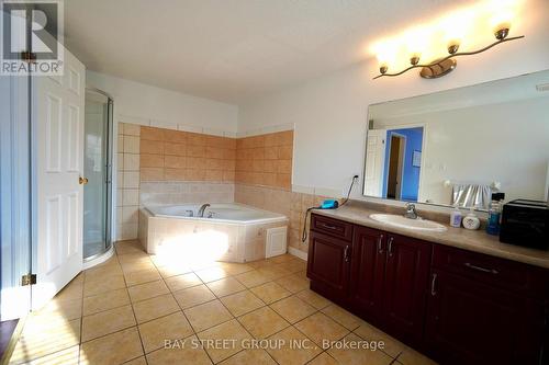 702 Wild Ginger Avenue, Waterloo, ON - Indoor Photo Showing Bathroom