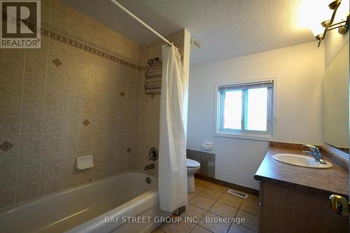 702 Wild Ginger Avenue, Waterloo, ON - Indoor Photo Showing Bathroom