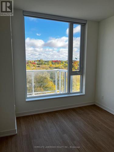 808 - 6 David Eyer Road, Richmond Hill, ON - Indoor Photo Showing Other Room