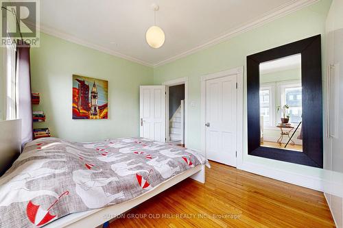 321 Concord Avenue, Toronto, ON - Indoor Photo Showing Bedroom