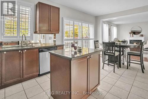 251 Beechtree Crescent, Oakville, ON - Indoor