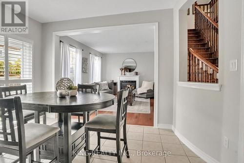 251 Beechtree Crescent, Oakville, ON - Indoor Photo Showing Dining Room