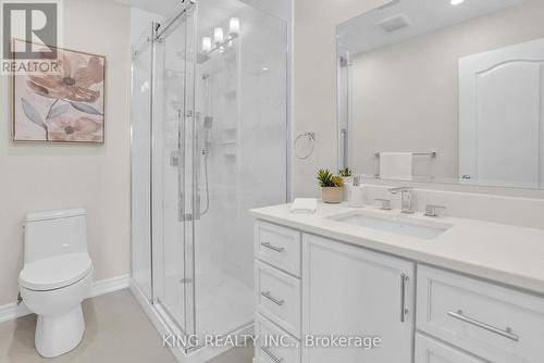 251 Beechtree Crescent, Oakville, ON - Indoor Photo Showing Bathroom