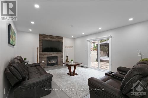 1609 Bottriell Way, Ottawa, ON - Indoor Photo Showing Living Room With Fireplace