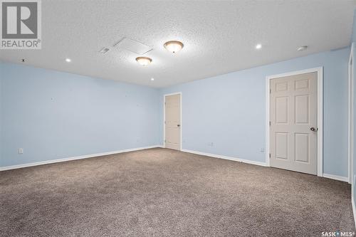 214 Iroquois Street E, Moose Jaw, SK - Indoor Photo Showing Other Room