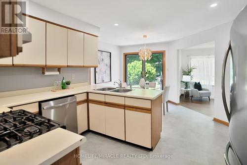 12 Archer Court, Brampton, ON - Indoor Photo Showing Kitchen With Double Sink