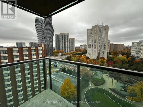 1609 - 208 Enfield Place, Mississauga, ON - Outdoor With Balcony With View