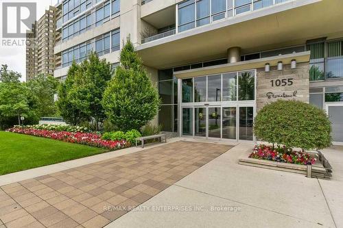 1303 - 1055 Southdown Road, Mississauga, ON - Outdoor With Balcony