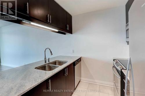 1303 - 1055 Southdown Road, Mississauga, ON - Indoor Photo Showing Kitchen With Double Sink