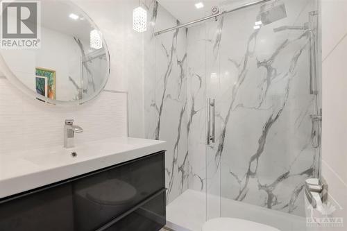 149 Concord Street Unit#A, Ottawa, ON - Indoor Photo Showing Bathroom