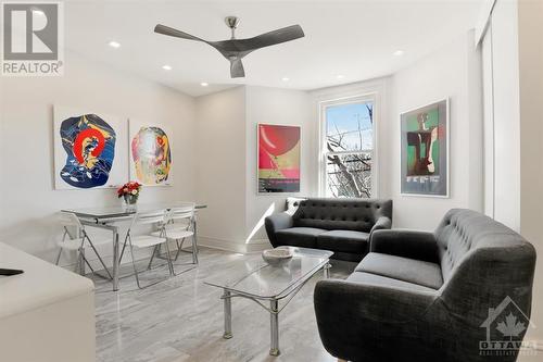 149 Concord Street Unit#A, Ottawa, ON - Indoor Photo Showing Living Room