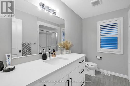 3594 Earlston Cross, London, ON - Indoor Photo Showing Bathroom