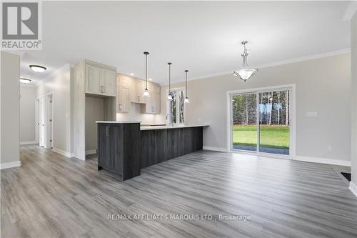 284 Kitley South Elmsey Townline Road, Rideau Lakes, ON - Indoor Photo Showing Kitchen