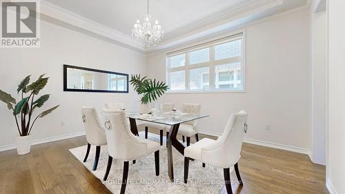 105 Bridgepointe Court, Aurora, ON - Indoor Photo Showing Dining Room