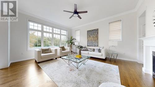 105 Bridgepointe Court, Aurora, ON - Indoor Photo Showing Living Room With Fireplace