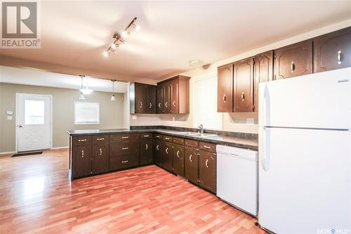 89 Betts Avenue, Yorkton, SK - Indoor Photo Showing Kitchen