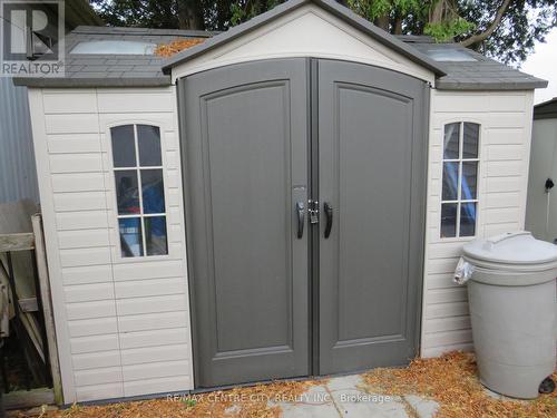 vinyl shed - 116 - 2189 Dundas Street E, London, ON - Outdoor With Exterior