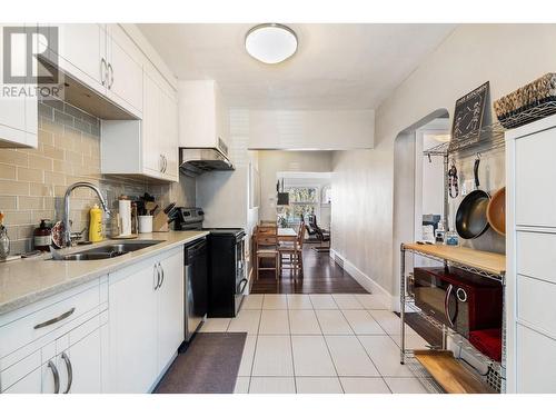 28Xx W 6 Avenue, Vancouver, BC - Indoor Photo Showing Kitchen With Double Sink