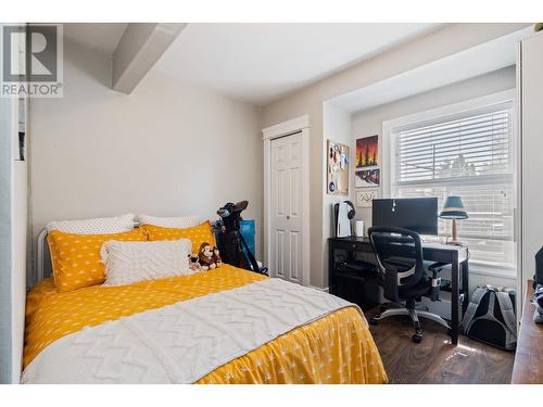 28Xx W 6 Avenue, Vancouver, BC - Indoor Photo Showing Bedroom