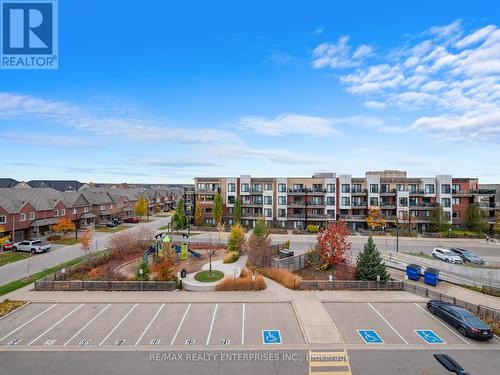 413 - 5005 Harvard Road E, Mississauga, ON - Outdoor With View