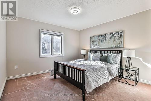 40 Kingmount Crescent, Richmond Hill, ON - Indoor Photo Showing Bedroom